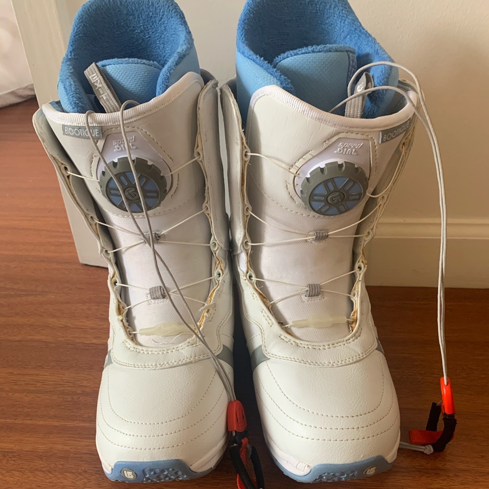 Burton Snowboard Boots Women’s Size 9.5